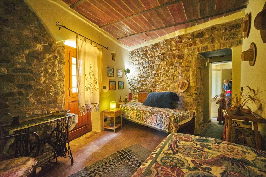 Trebiano Sotto Il Castello Bed & Breakfast エクステリア 写真