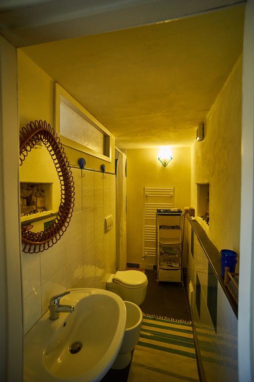 Trebiano Sotto Il Castello Bed & Breakfast エクステリア 写真